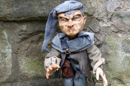 The Money lender Gobseck 55 cm Gone to live in Brazil