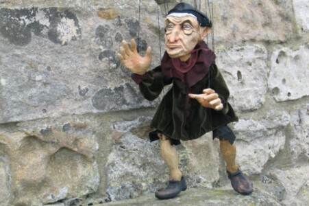 Van Gone The Pickpocket 54-cm Gone to live in Australia £950